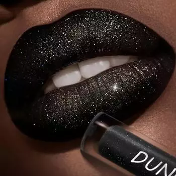 Черный мерцающий блеск для губ - Стойкий, увлажняющий, не размазывающийся блеск для губ для всех типов кожи, эффект мерцающего готического макияжа для взрослых чёрный