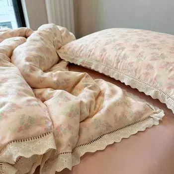 Двухслойная пряжа Ю~ Класс А Материал для младенцев Двухслойная марля Комплект из четырех предметов Хлопковое постельное белье с сердечками для французской девочки, 3 предмета для общежития 1.2 Sheet3pcs quilt 1.5*2m