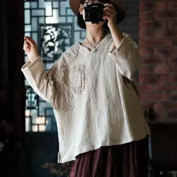 Двухслойный женский ретро-пуловер из хлопка и конопли с вышитыми вручную надписями. Простая свободная рубашка с V-образным вырезом. Дизайн рубашки. Чувство ниши. One Size бежевый