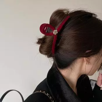 Двусторонняя плюшевая заколка для волос с цветком камелии