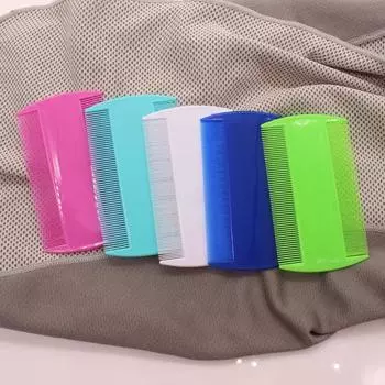 Двусторонняя расческа от вшей с тонкими зубцами, расчески для удаления вшей и блох, расчески для удаления перхоти, разноцветные инструменты для укладки, инструменты для волос