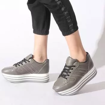 Дымчатые женские кроссовки