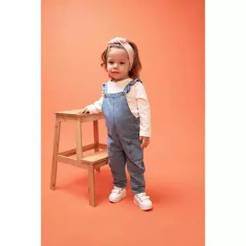 Джинсовый комбинезон для девочки