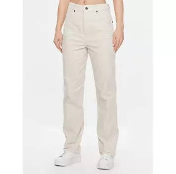 Джинсы Wrangler Mom Stright 112342871 белый Regular Fit 25/32