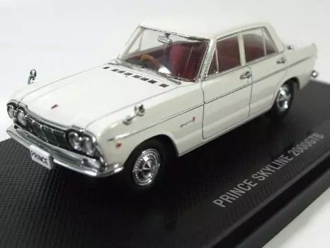 EBRRO Prince Skyline 2000 GTB White Finished Product 1/43 белый