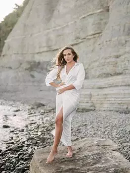 EDOLYNSA Элегантная белая кружевная туника 2024 летнее платье женская пляжная одежда сексуальное платье макси с глубоким v-образным вырезом три четверти с запахом Q667 One Size белый