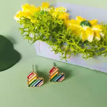 Ее лаборатория | Нежные красочные серьги-гвоздики в форме радужного сердца, ювелирный подарок