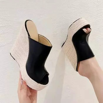 Летние новые дизайнерские женские тапочки Eilyken из соломенной ткани на танкетке с открытым носком и толстой подошвой на высоком каблуке 35 чёрный