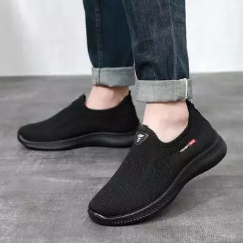 Elderly shoes Old Beijing soft-soled middle-aged and elderly shoes Men s breathable deodorant fly-woven one-pedal Men s dad shoes Cloth casual shoes 39