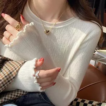 Elegant and exquisite white round neck fungus lace ladies pullover sweater, autumn and winter all-match classic ladies long-sleeved top average size