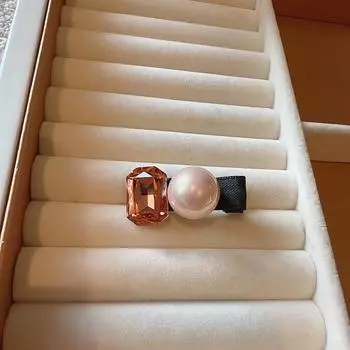 Elegant and Fashionable Pearl Hairpin, High-End Crystal-Encrusted Clamps, Minimalist and Versatile Clips, Side Clips for Women