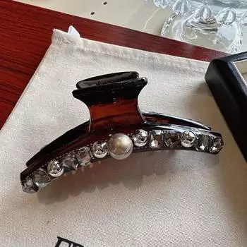 Elegant Crystal and Pearl Hair Claw Clips - Large Size Shark Clips for Stylish Updos