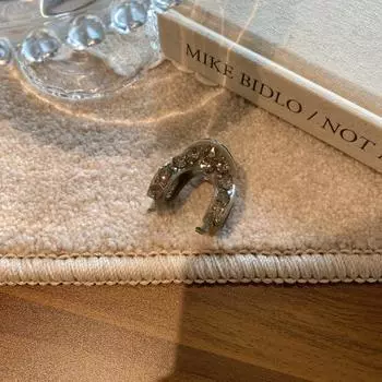 Elegant Crystal-Encrusted U-Shaped Hair Clip, Premium Hair Clip, Vintage-Inspired Ponytail Holder