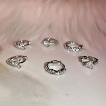 Elegant Diamond-Studded Ear Clips: Niche Design, Versatile Earrings, Simple Ear Bone Studs, Sweet and Stylish.