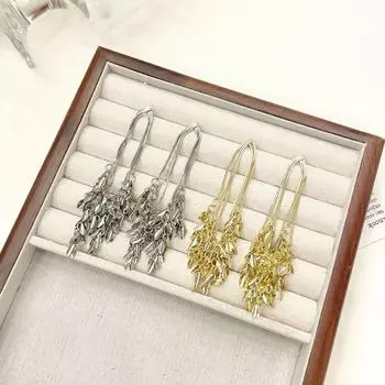 Elegant French Tassel Earrings: Unique, High-End Design for Women Leaf Tassel Earrings золотой