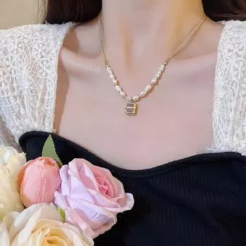 Elegant Pink Zircon Cube and Pearl Titanium Steel Necklace for Women X1159 золотой