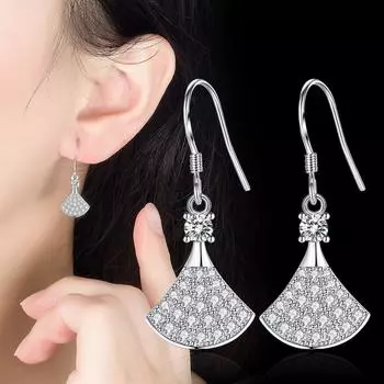 Элегантные ретро персонализированные модные посеребренные серьги с бриллиантовыми крючками для ушей женские простые веерообразные маленькие серьги для юбки