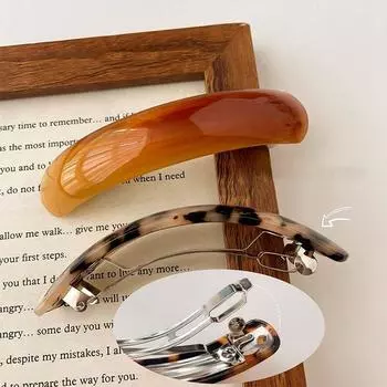 Elliptical Spring Clip PVC Large Hairpin Personalized Leopard Print Hair Clip Girl style 1