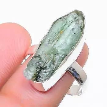 Emerald(Simulated) Gemstone 925 Sterling Silver Jewelry Ring Size 9 i9F52