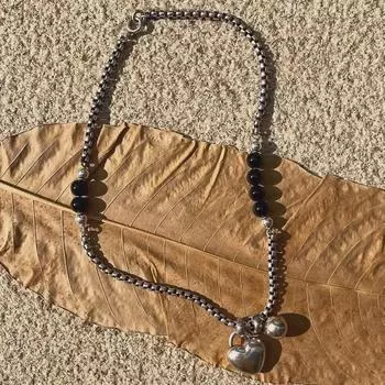 European American Black Bead Chain Love Necklace: Retro, Niche, Stackable Design for Women