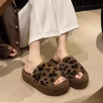 European and American large-size leopard print 2024 autumn and winter new round head fashion casual warm Mao Mao one-word thick-soled slippers 35 бежевый