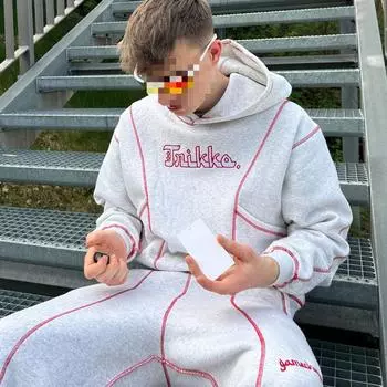 European and American letter embroidery autumn and winter outer seam street hip-hop hooded men s and women s pullovers S чёрный