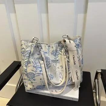 European and American personalized literary tote bag women s 2024 new large-capacity handbag student class trend shoulder bag синий