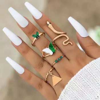 European and American popular jewelry rings hand jewelry snake-shaped love imitation emerald diamond ins style multi-piece set ring women