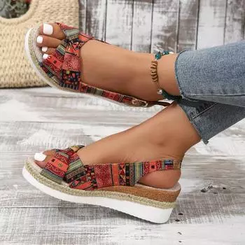 European and American summer new ethnic wind slope heel fish mouth sandals women s bohemian large size buckle flat sandals 36 красный