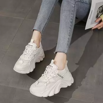 European station dad shoes women s 2025 spring new retro versatile platform small height increase casual sports shoes 35