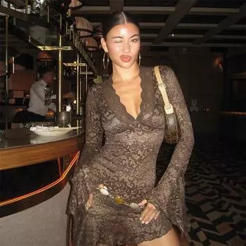 Европа и США Ветер, Сплошной цвет, Кружевная ажурная вставка, Глубокий вырез, Длинный рукав, Платье с укороченными бедрами, Женское, Сексуальное, Стройное, Новые модели на весну и лето S