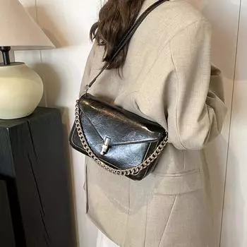 Европейская американская модная сумка через плечо с цепочкой для женщин, новая высококачественная модная маленькая квадратная сумка, красная свадебная сумка через плечо под мышкой (20cm<Max Length<30cm)