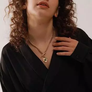 Европейская и американская мода ретро колье с зеленым цирконием 1 шт. One Size зелёный