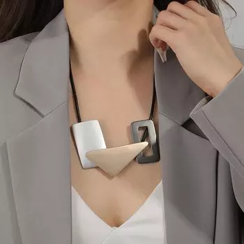 Европейская и американская популярная мода геометрический этнический стиль специальная форма контрастный цвет дамское короткое ожерелье чёрный