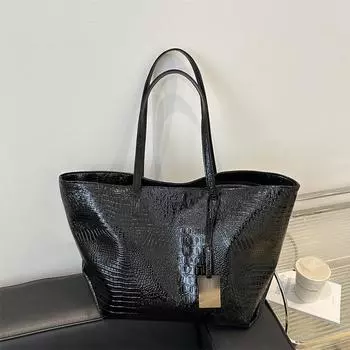 Европейская и американская ретро сумка-тоут большой вместимости 2024 года, новая модная сумка с крокодиловым узором, персонализированная повседневная портативная сумка через плечо серебряный