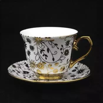 Европейская роскошная кофейная чашка и тарелка, набор из двух предметов, керамическая чашка с золотой росписью, чашка для воды, цветочная чашка для чая, чашка для молока