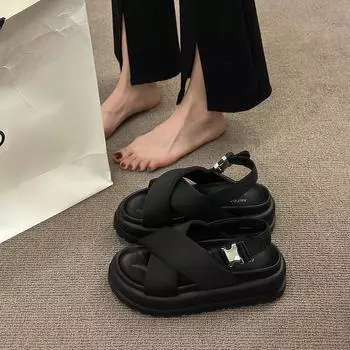 Европейская станция крест с сандалиями женская летняя новая кексовая платформа легкая повседневная юбка пляжная обувь 35 чёрный