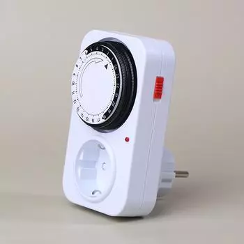 Европейская вилка, таймер, 24-часовой цикл, механический таймер, счетчик потребления электроэнергии, автоматическое отключение с защитой от перегрузки белый