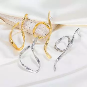 Европейские и американские асимметричные серьги из сплава для женщин - модный летний дизайн золотой