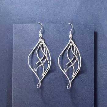 Европейские и американские холодные ветры, крутящиеся серьги-капли, женская личность, интернет-знаменитость, темперамент, развитое чувство, тонкие серьги