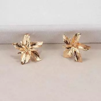 Европейские и американские крупные металлические серьги-цветы с 3D-дизайном многослойных лепестков YZ097