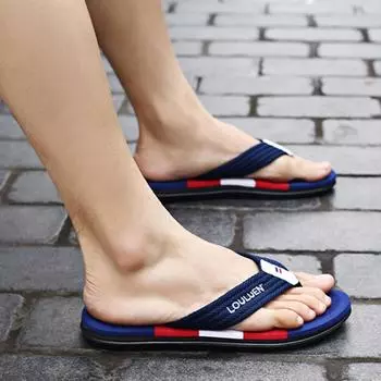 Европейские и американские шлепанцы для мужчин на лето, противоскользящие для пляжной одежды, шлепанцы для мужчин, сандалии для мужчин, сандалии для повседневной носки 45 чёрный