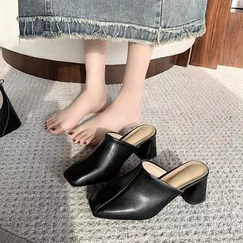 Европейские и американские туфли-полушапки Baotou больших размеров 2025 года, квадратный носок, высокие каблуки, новые босоножки, модная одежда, блочный каблук, слипоны, мюли 35 чёрный