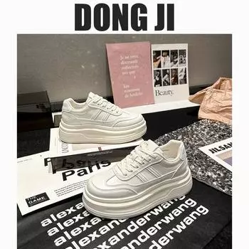 Европейские маленькие белые туфли женские кожаные толстые подошвы показывают тело новые популярные универсальные увеличивающие рост маленькие спортивные туфли для кексов 35 шампанского