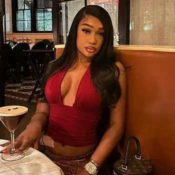 Европейский и американский Ins Модный темперамент Глубокий V Вырез На шее на завязках Жилет Новый Гяру Сексуальный С открытой спиной Приталенный Кроп-топ футболка Женщины Red L