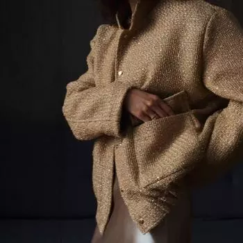 Европейский стиль Осенняя женская одежда Новая мода Блестящая Украшенная стойка воротник свободная куртка Короткая однотонная куртка пальто S золотой