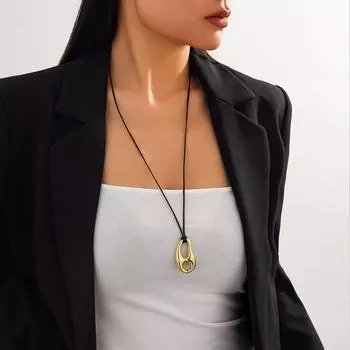 Европейско-американское нестандартное ожерелье с подвеской Love с узлом Wax Line 6901k1