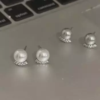 Exquisite 2023 Pearl Earrings: Elegant, Versatile Women s Fashion Accessory