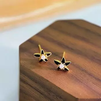 Exquisite Gardenia Earrings for Women with Light Luxury Niche Design Earrings