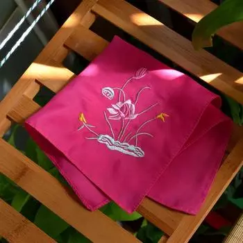 Extra Large Silk Embroidered Cheongsam Square Dance Ancient Town Scenic Spot Souvenir Overseas Gift Old-Fashioned Handkerchief Pad